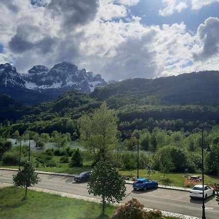 Ferienwohnung Casa Ega El Pueyo de Jaca Exterior foto